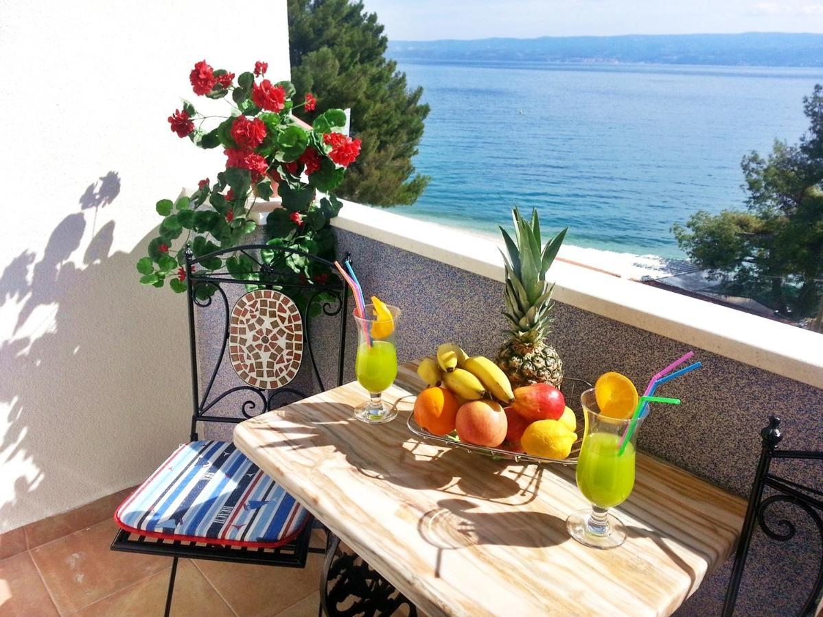 Apartments By The Sea Krilo Jesenice, Omis - 15145 イェセニツェ エクステリア 写真