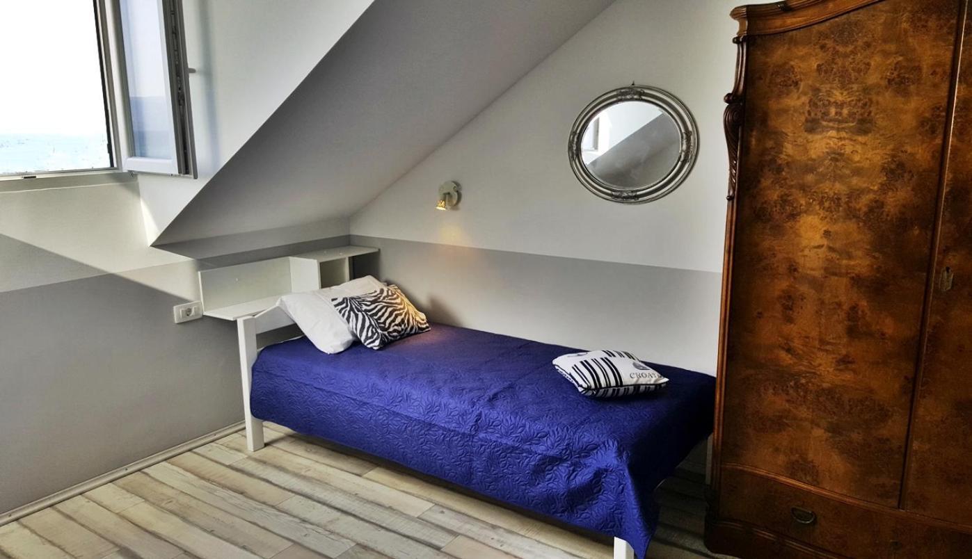 Apartments By The Sea Krilo Jesenice, Omis - 15145 イェセニツェ 部屋 写真